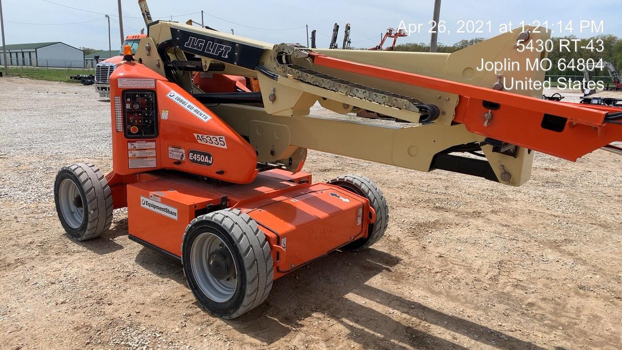 2019 JLG E450AJ