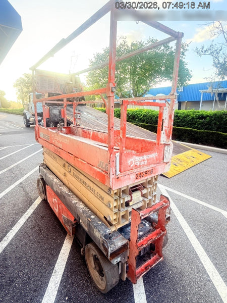 2022 JLG ES2632