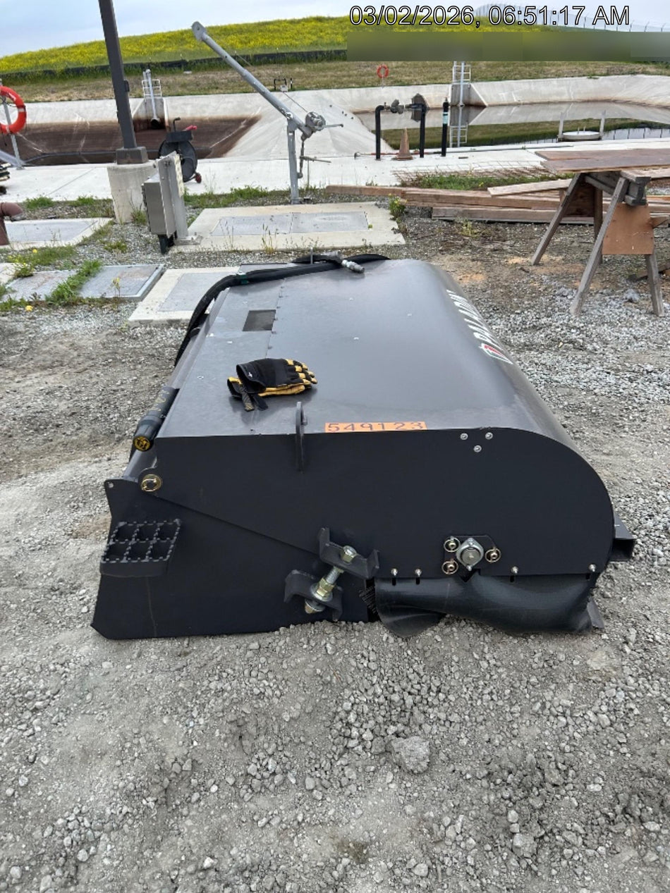 2025 PALADIN Sweepster SB72