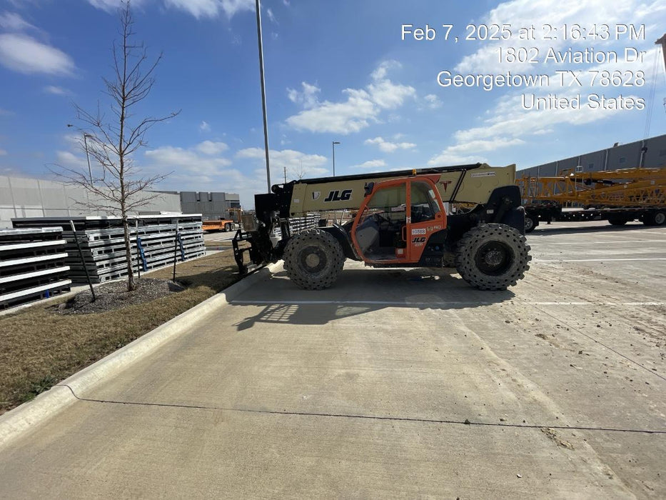 2018 JLG 1255 JLG Skytrak 1255, Cab w/Heat and A/C, Solid Tires (shipping-Boss), Open ROPS, Beacon and Work Light Package