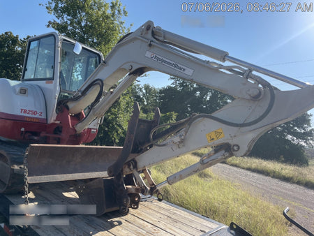2022 TAKEUCHI TB250-2CR