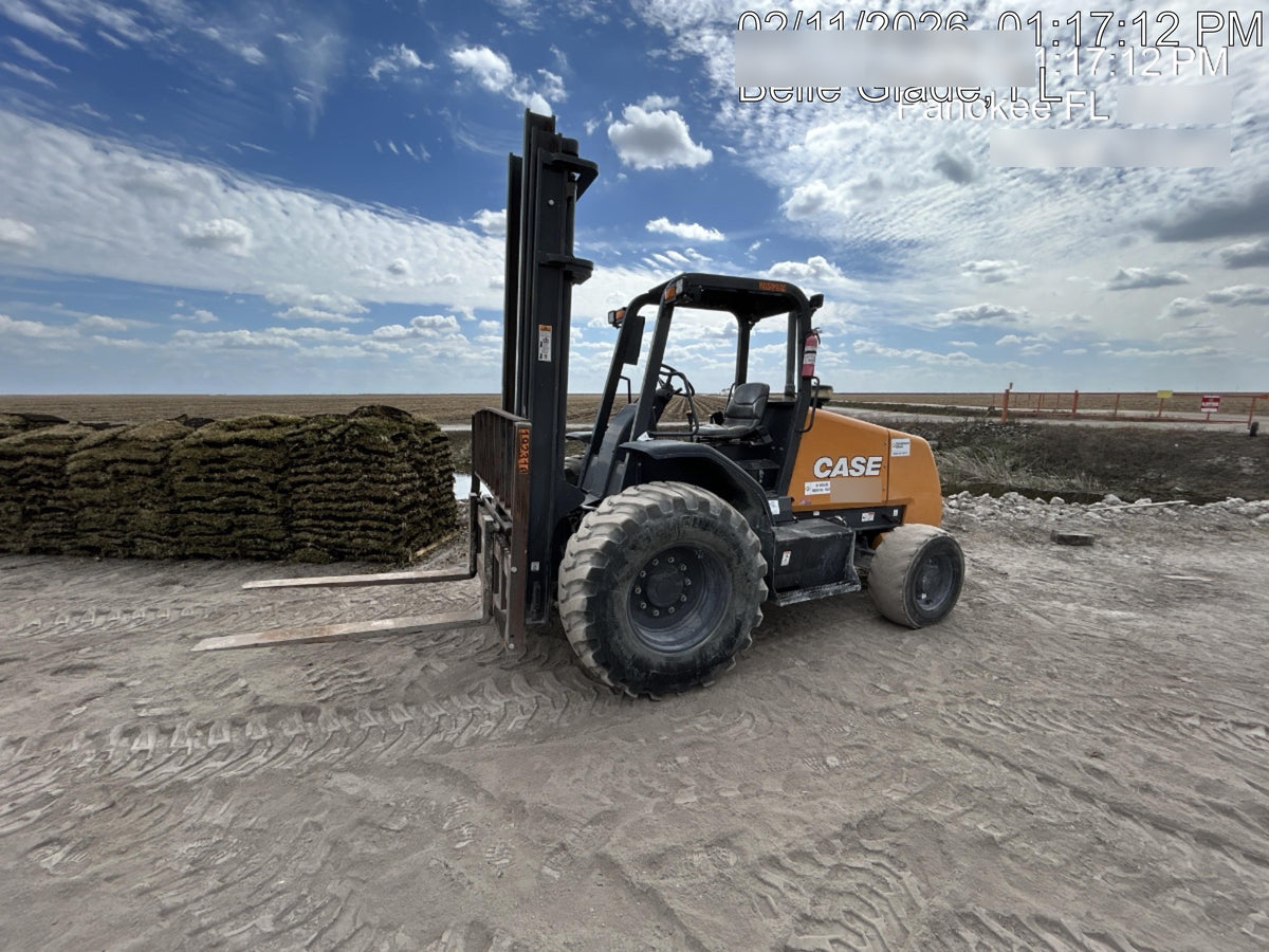 2023 CASE 588H