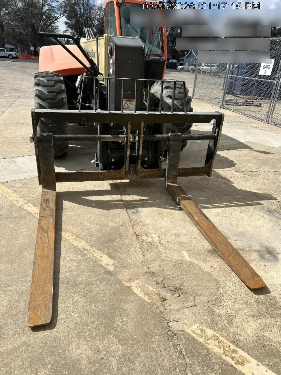 2025 JLG 1732