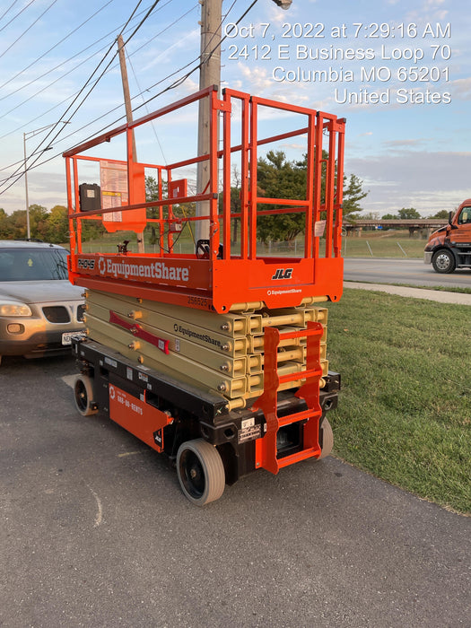 2022 JLG R4045