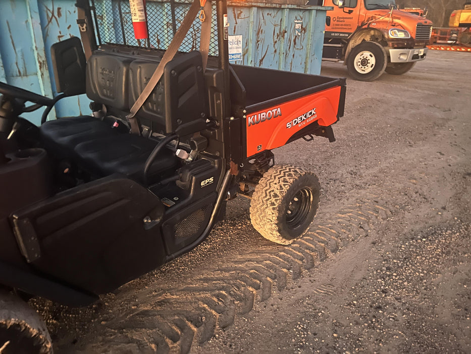 2019 Kubota RTV-XG850WL-H 4wd Utility Cart, Gas, 2 Seat, LED Strobe, Windshield Tempered Glass, Plastic Canopy, Wire Harness Kit, Backup Alarm