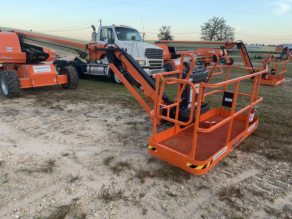2020 JLG 660SJ