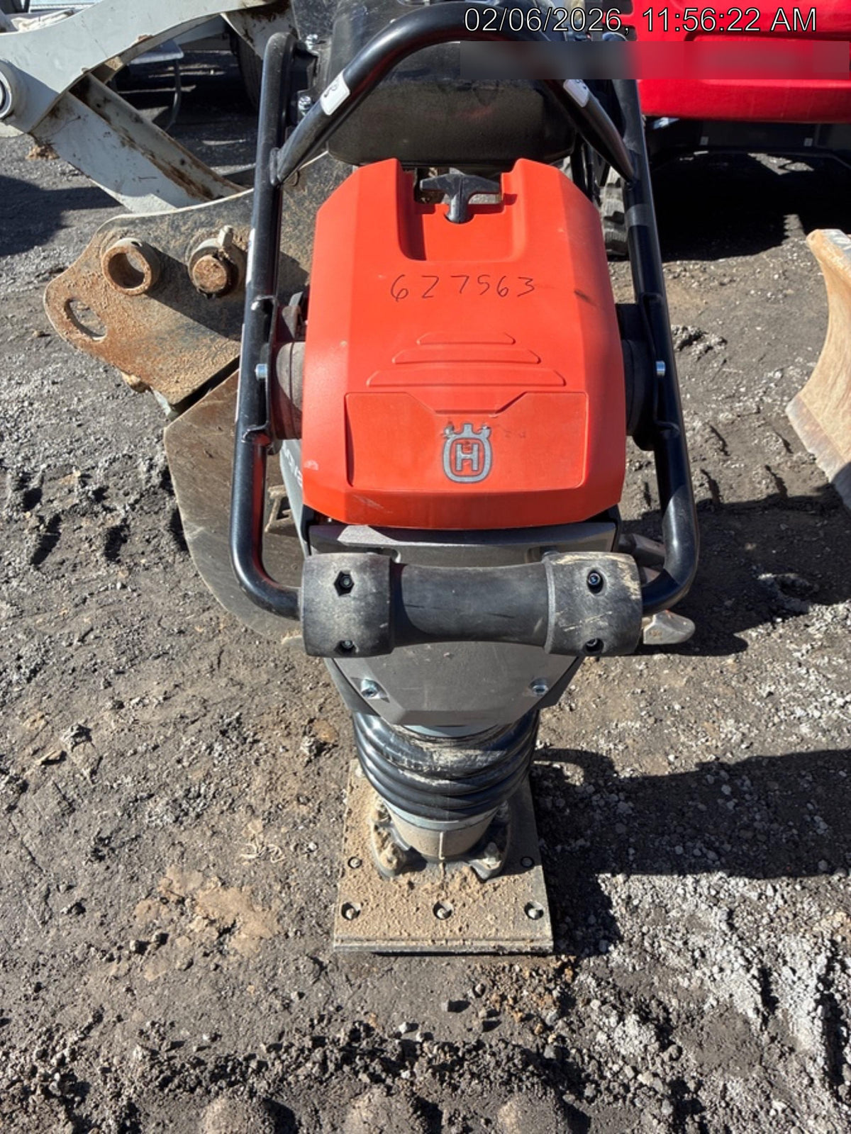 2025 HUSQVARNA LT6005