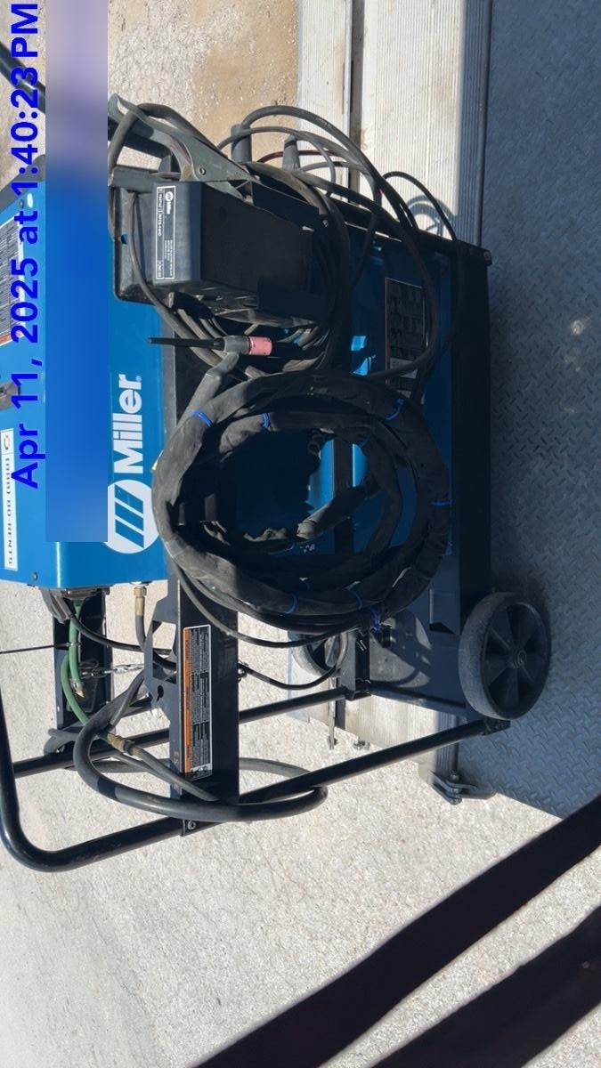 2022 MILLER ELECTRIC Dynasty 400