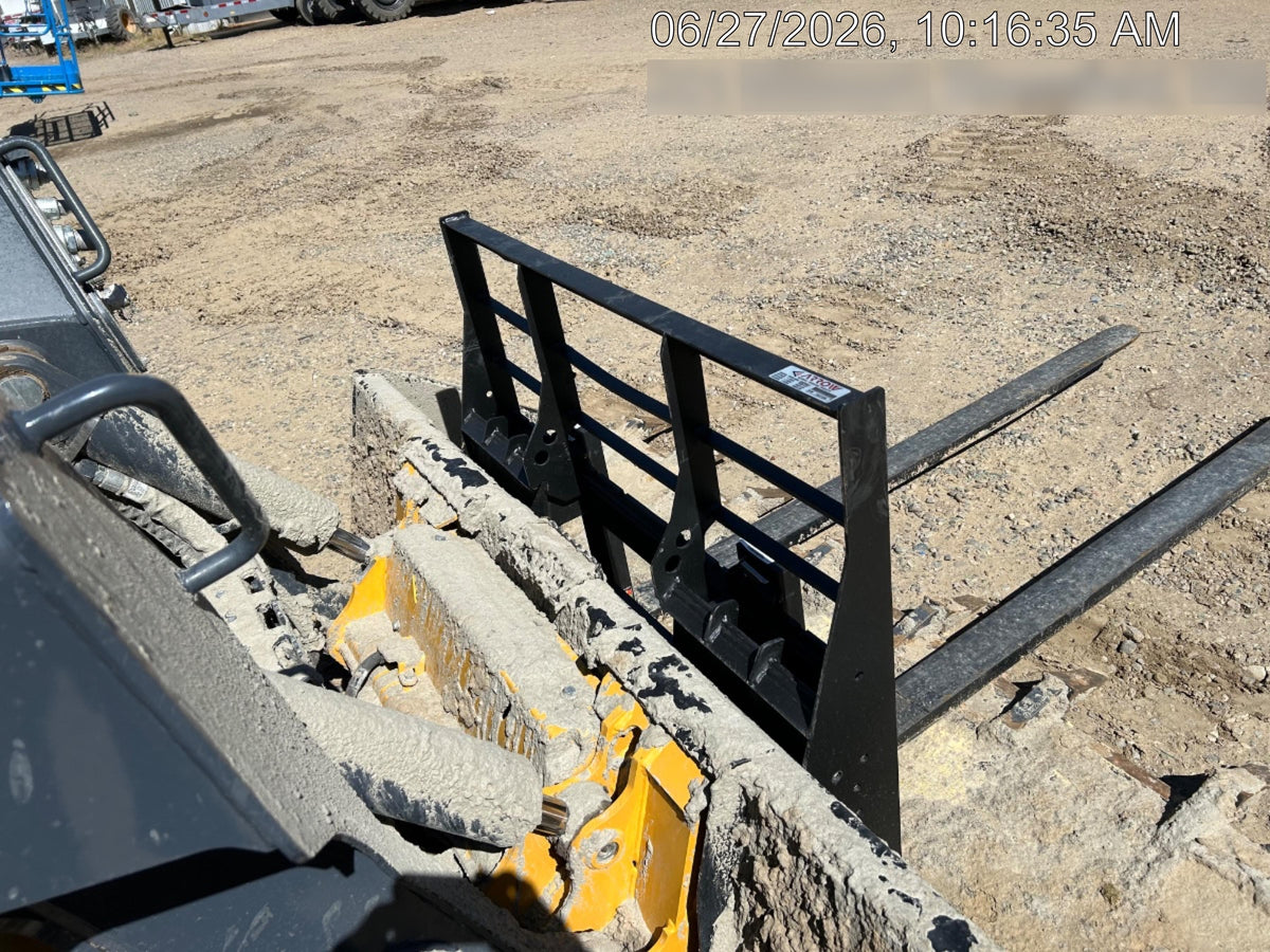 2026 ARROW MATERIAL HANDLING 72" Pallet Forks - Arrow