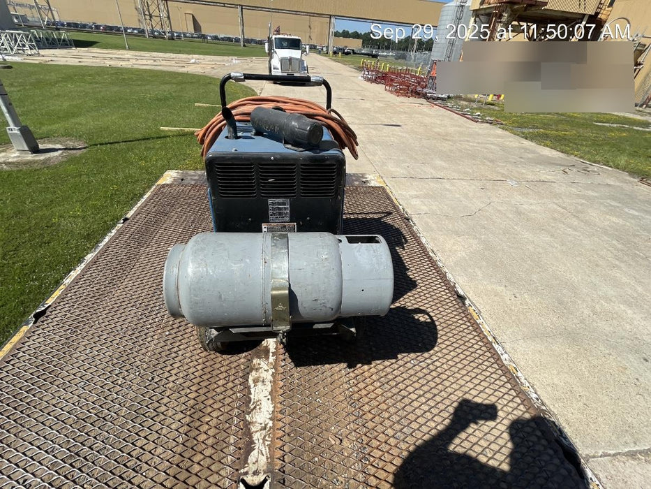 2019 Miller Electric BOBCAT 250 LP/Propane, Running Gear, Tank Bracket, Hose