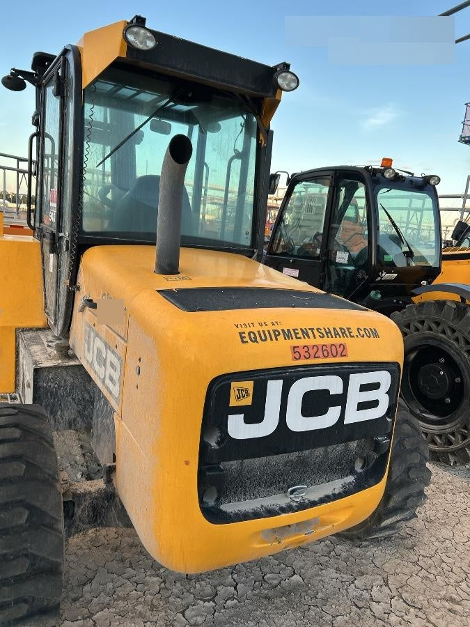2025 JCB 940-4