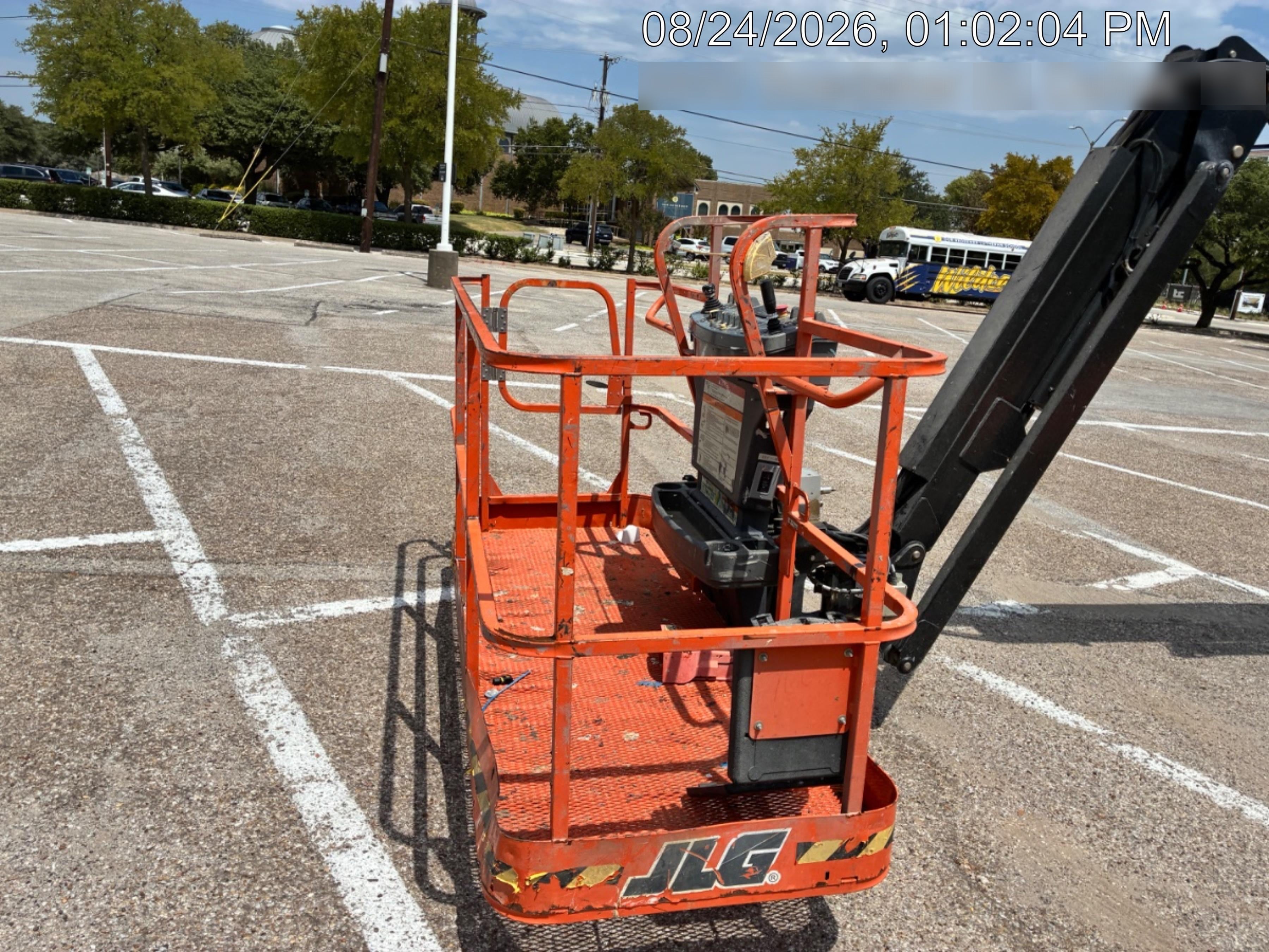 2023 JLG 860SJ