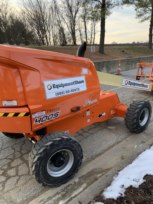 2021 JLG 400S