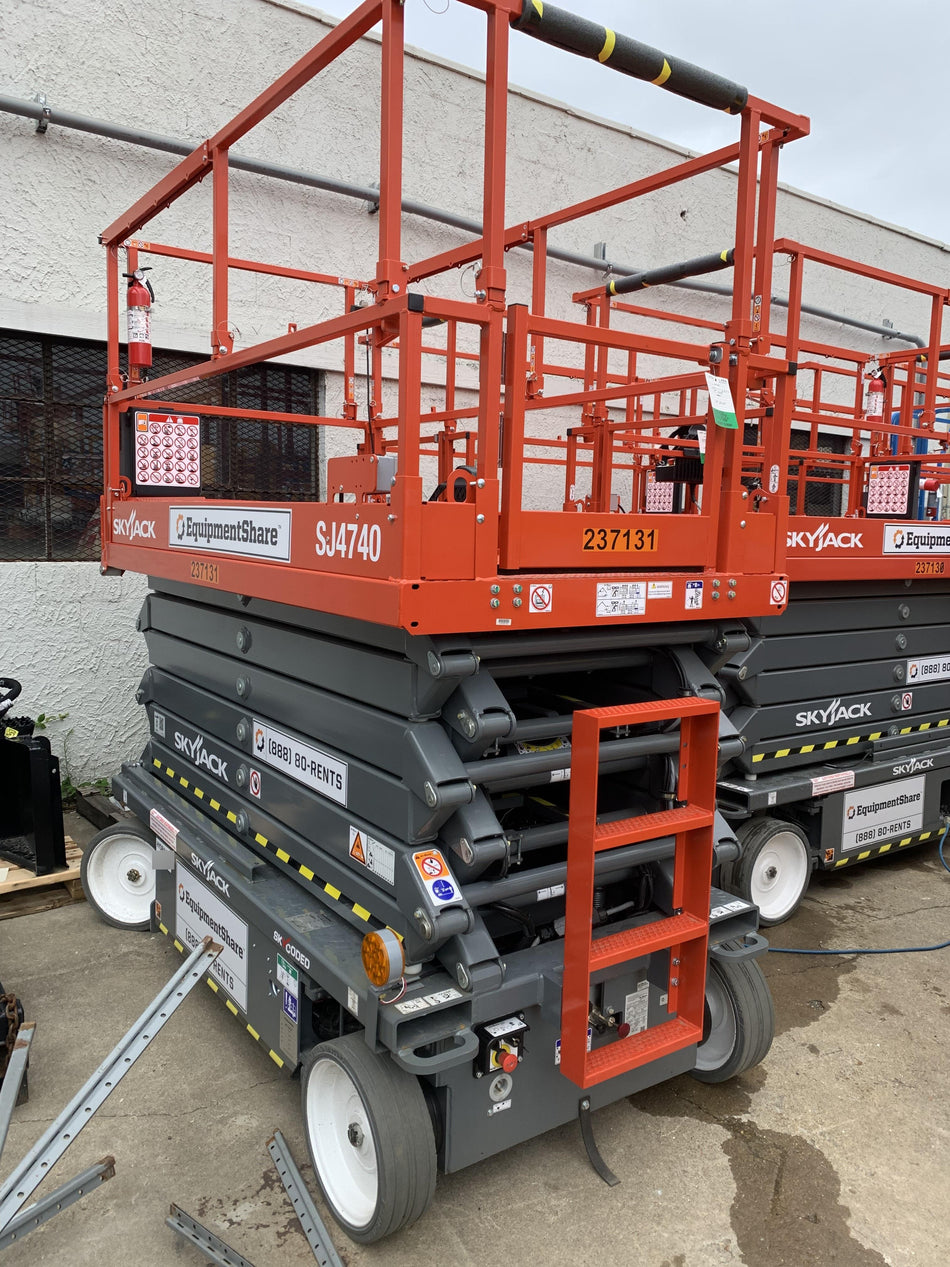 2022 SKYJACK SJ4740