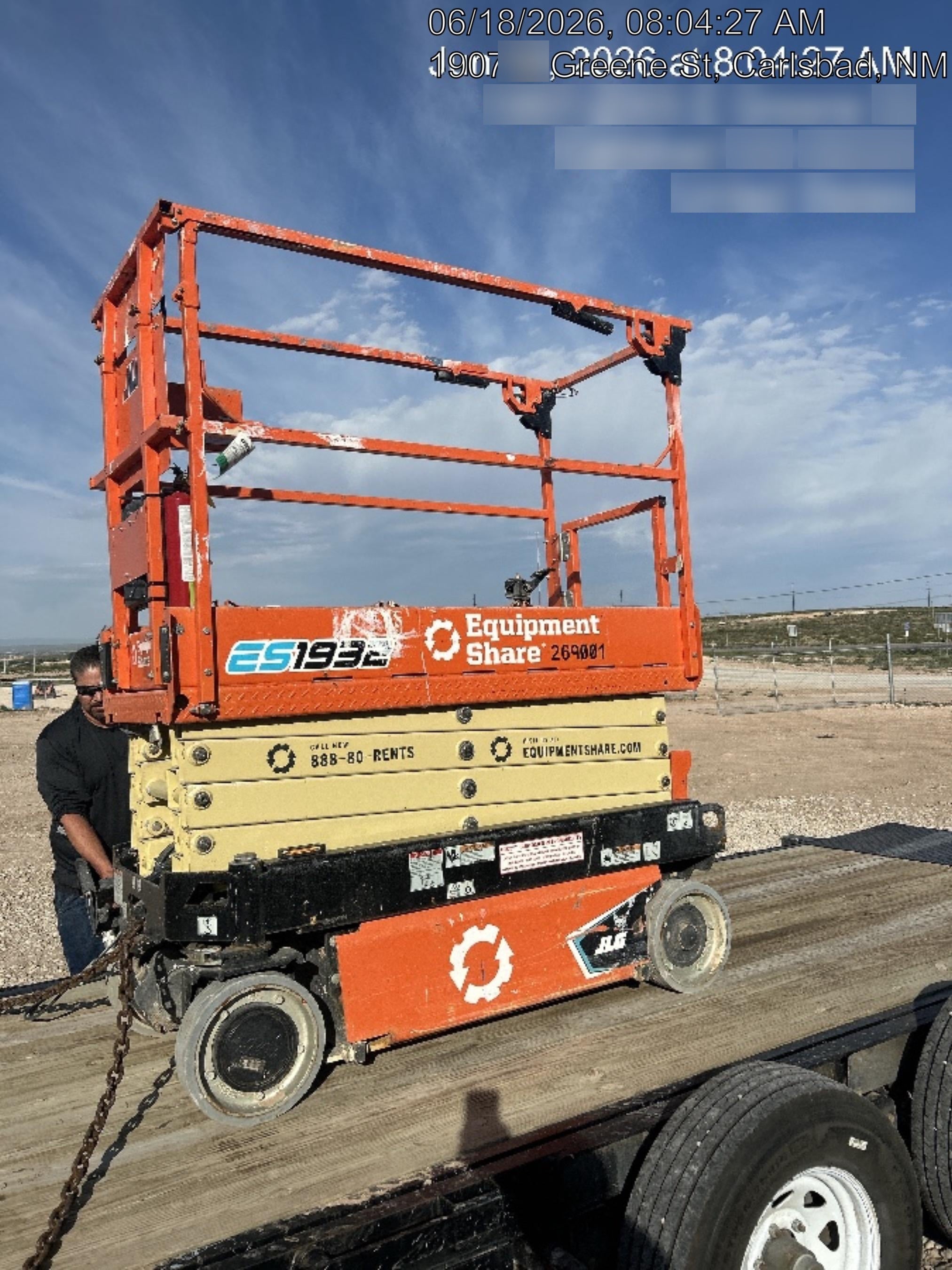 2022 JLG ES1932