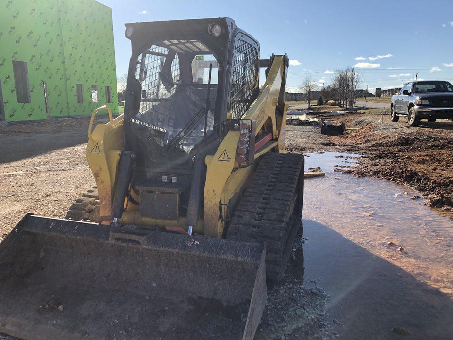 2018 Wacker Neuson ST45 ST45 10K Tracked Skid Loader, Cab / Heat / AC , ISO, Bucket Leveling, High Flow, 84" Bucket LP w/ Teeth