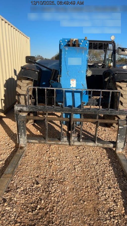 2018 Genie GTH-844 Genie GTH-844 w/ROPS, Work Lights, Solid Tires, RH Cab Mesh, Beacon, 60" Carriage and Forks