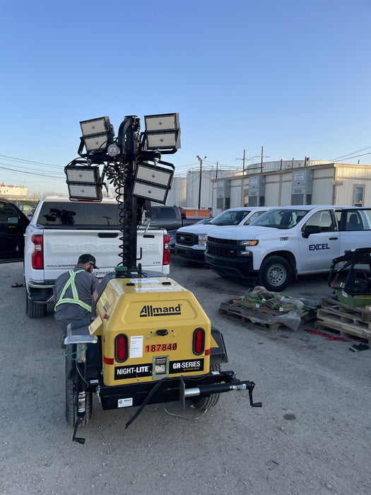 Allmand NLV3GR (4) LED Light Fixture 350W, 23' Vertical Mast, 3kW Prime, Towable, Deep Sea L401, Leveling Jacks, Yanmar T4F 5.8hp