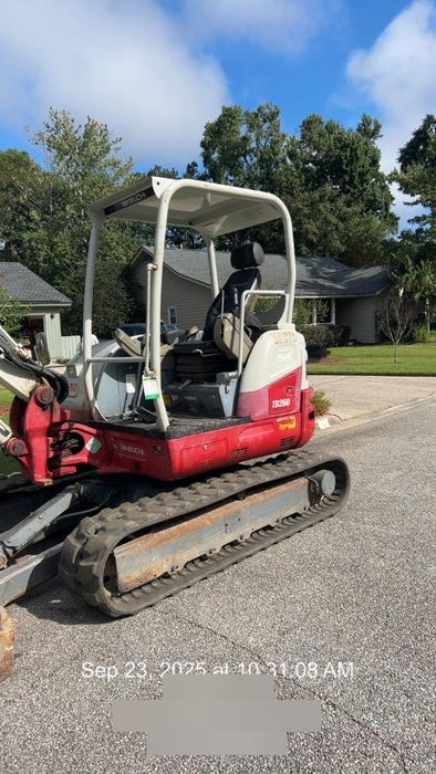 2019 Takeuchi TB260 Canopy, Standard Blade, Auxiliary hydraulics Manual QC, Hydraulic thumb, 12" ,18", 24" Bucket