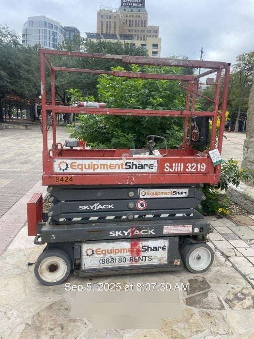 2018 SKYJACK SJIII-3219