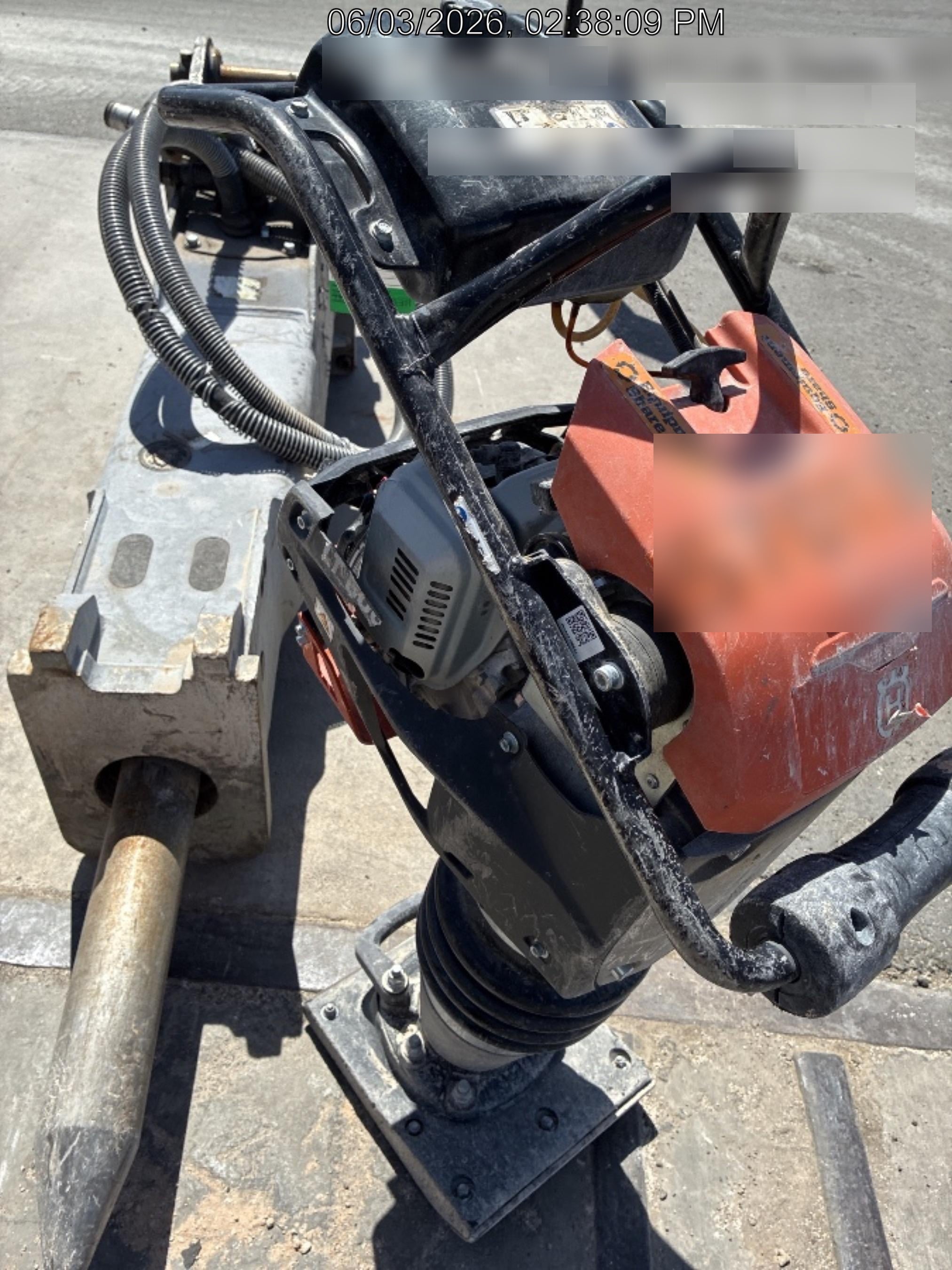 2025 HUSQVARNA LT6005