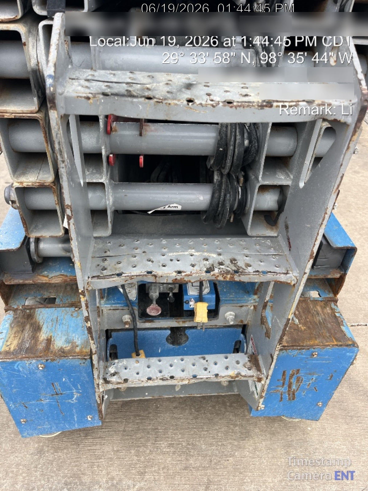 2017 Genie GS-3232 Genie GS3232 Lift w/Folding Rails and Swing Gate