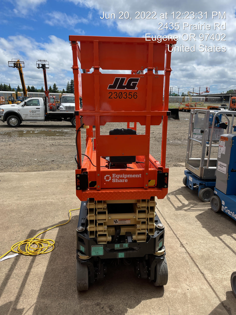 2022 JLG ES1932