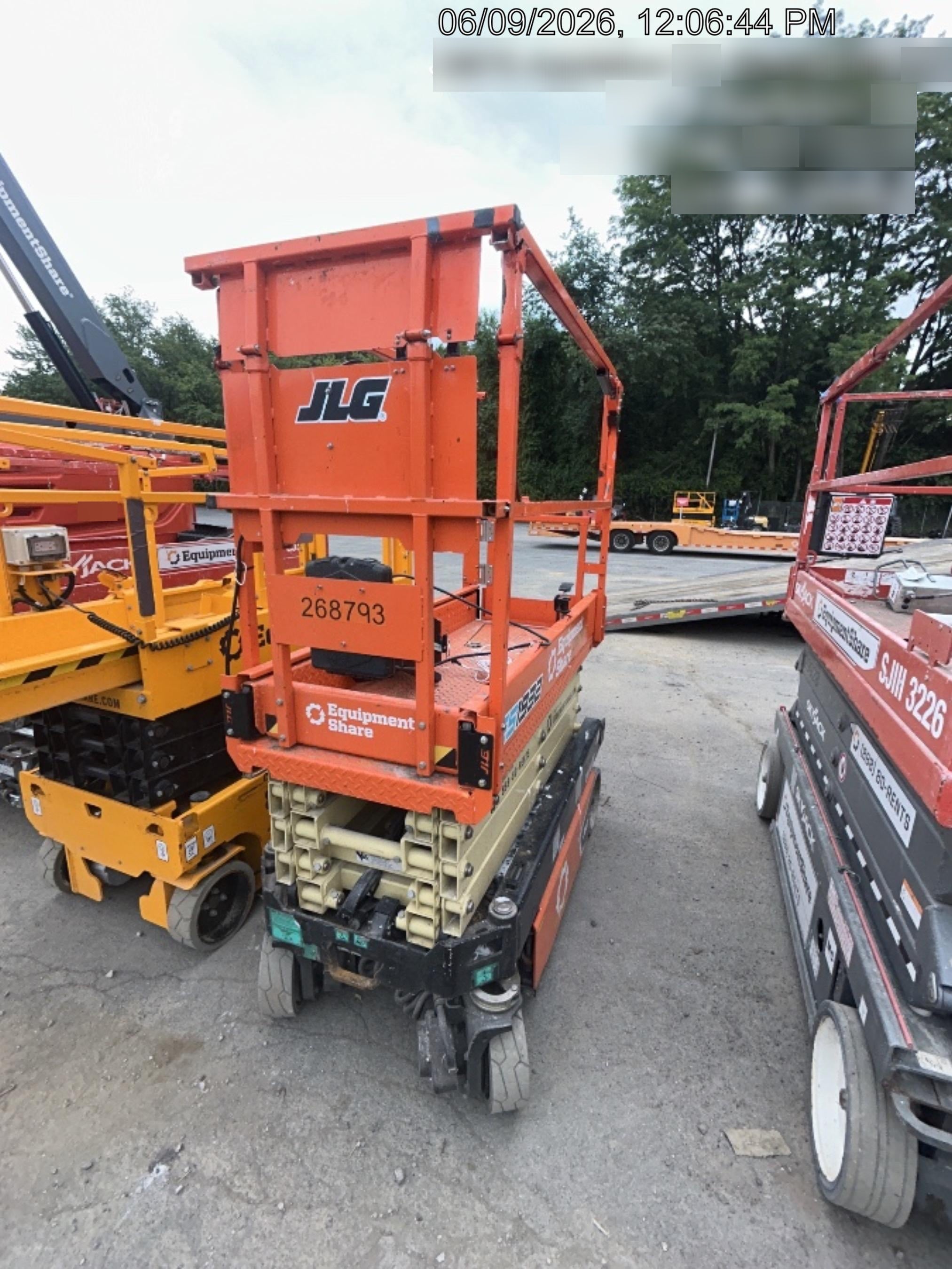 2022 JLG ES1932