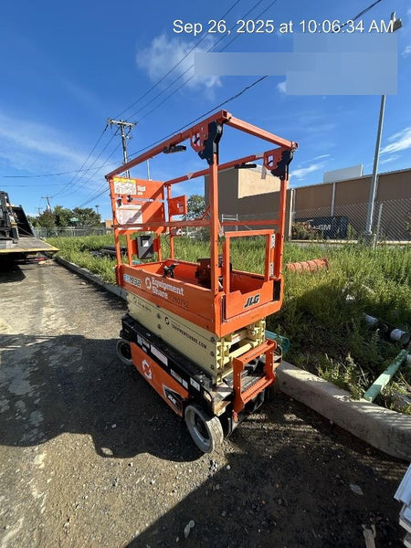2022 JLG ES1932