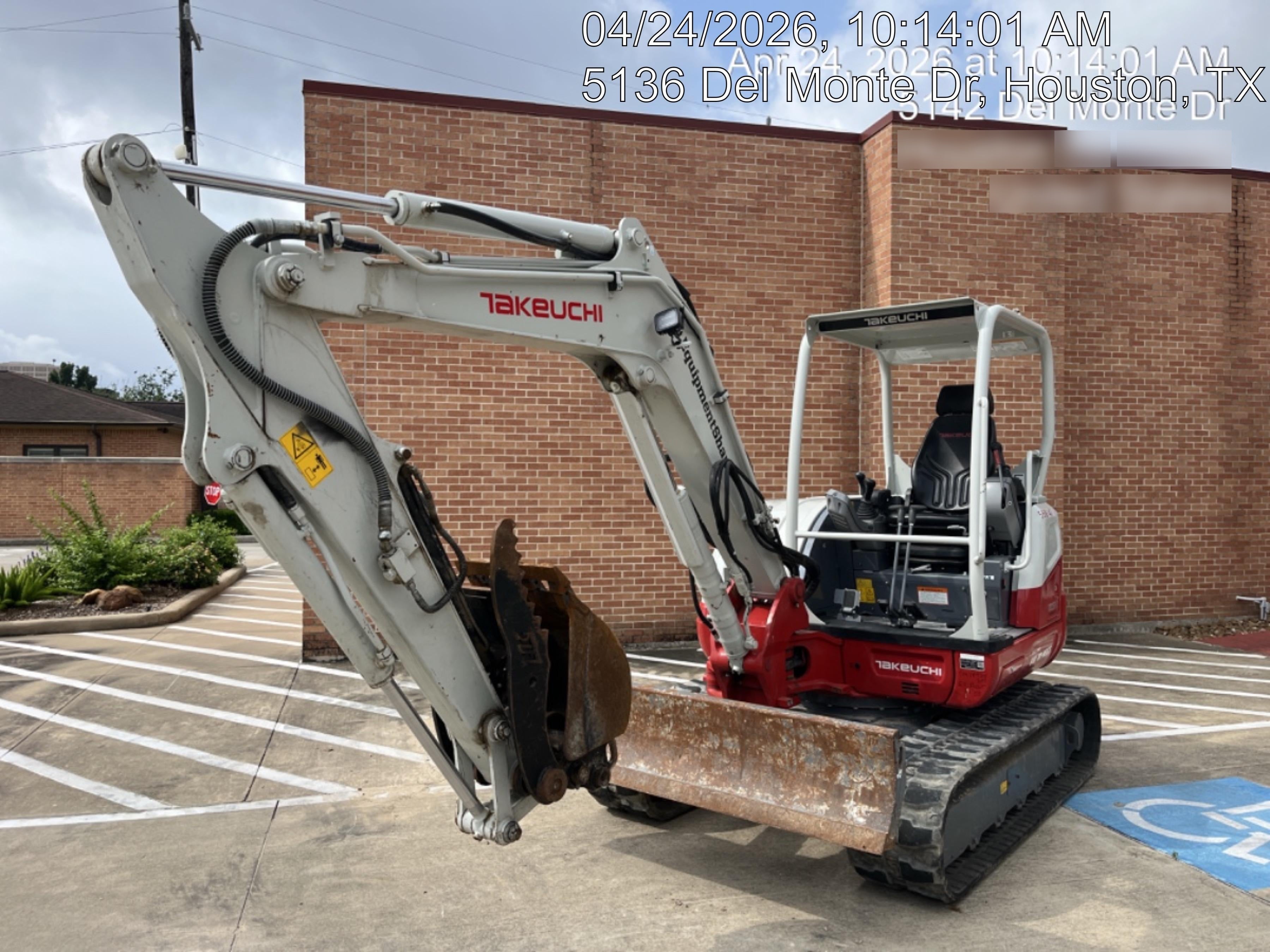 2025 TAKEUCHI TB250-2R
