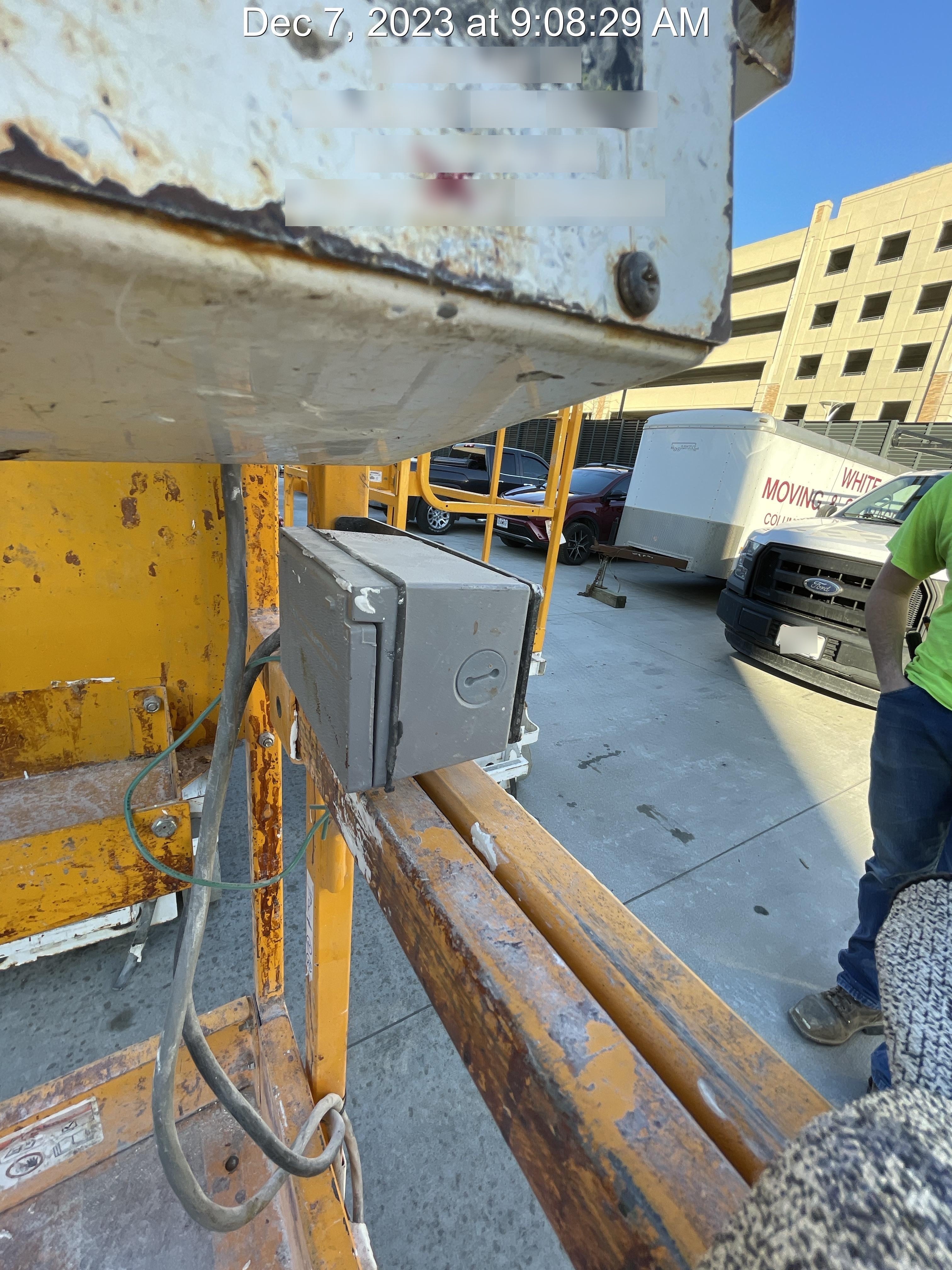 Custom Equipment HB-1430 Hy-Brid Scissor Lift
Platform capacity up to 670 lbs
Working height up to 20 ft
Weighs under 1,700 lbs
Non-marking wheels