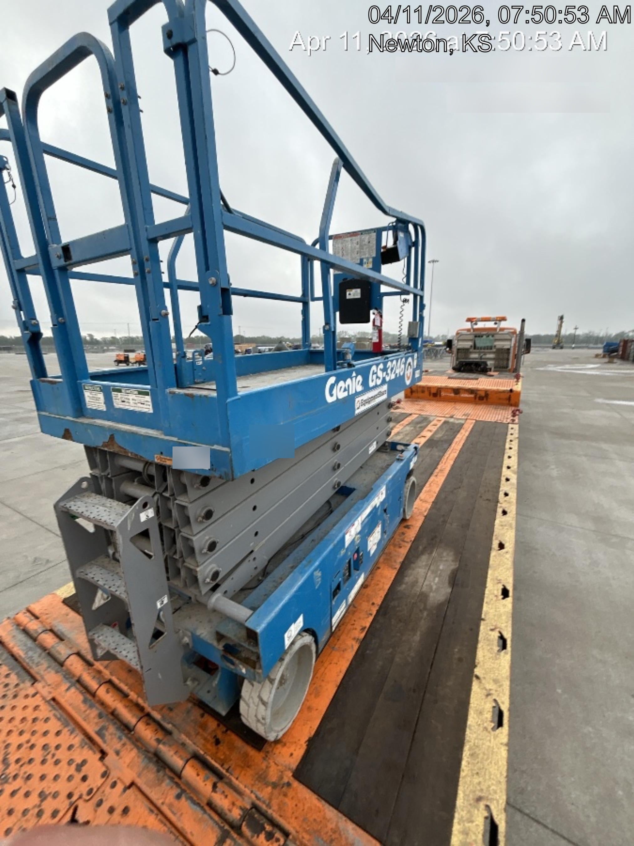 2018 Genie GS-3246 GS-3246 w/Folding rails, Full height swing gate