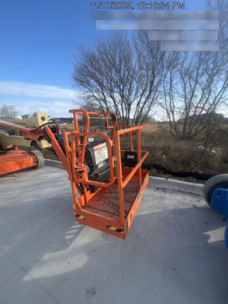 2023 JLG E450AJ