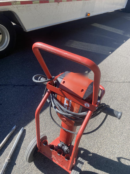 2020 HILTI TE 3000-AVR