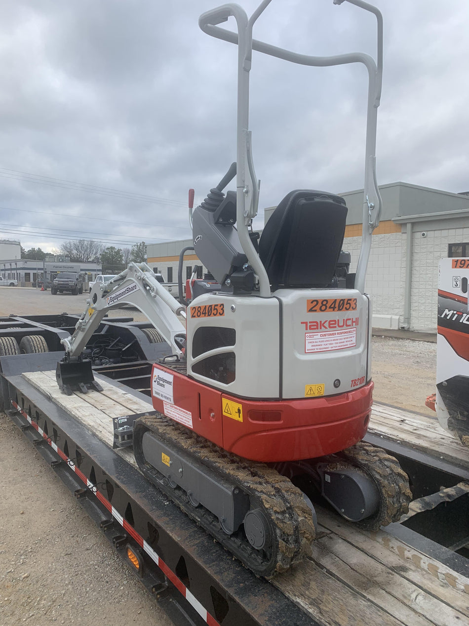 2022 TAKEUCHI TB210R
