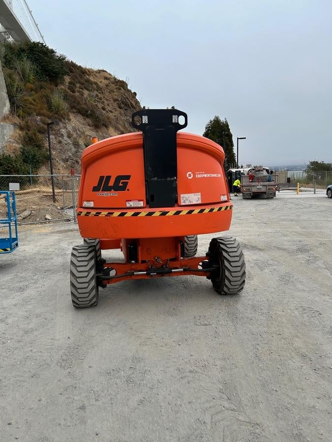 2023 JLG 460SJ