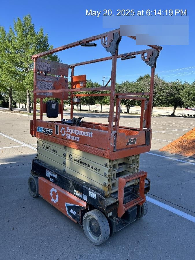 2022 JLG ES1932