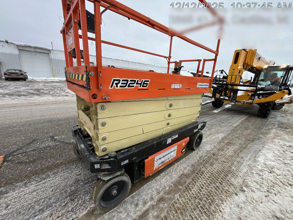 2021 JLG R3246