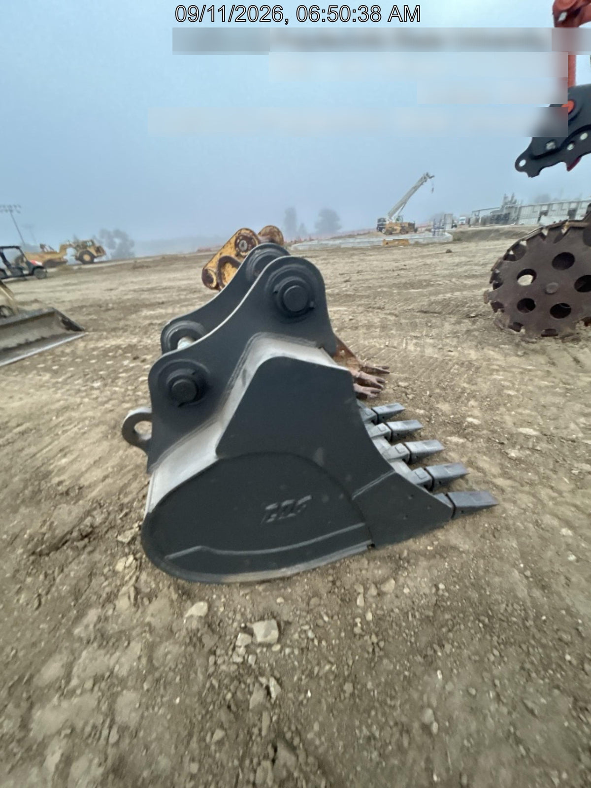 2025 FLECO 24" Bucket 56k - 75k - Fleco