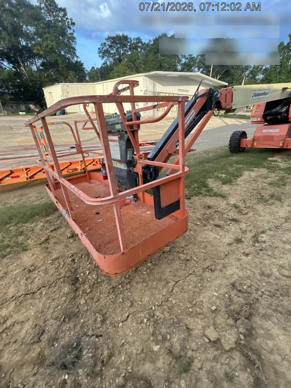 2019 JLG 660SJ