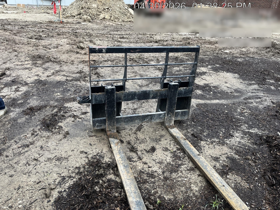 2025 ARROW MATERIAL HANDLING 48" Pallet Forks - Arrow