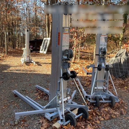 2023 GENIE SLC-24