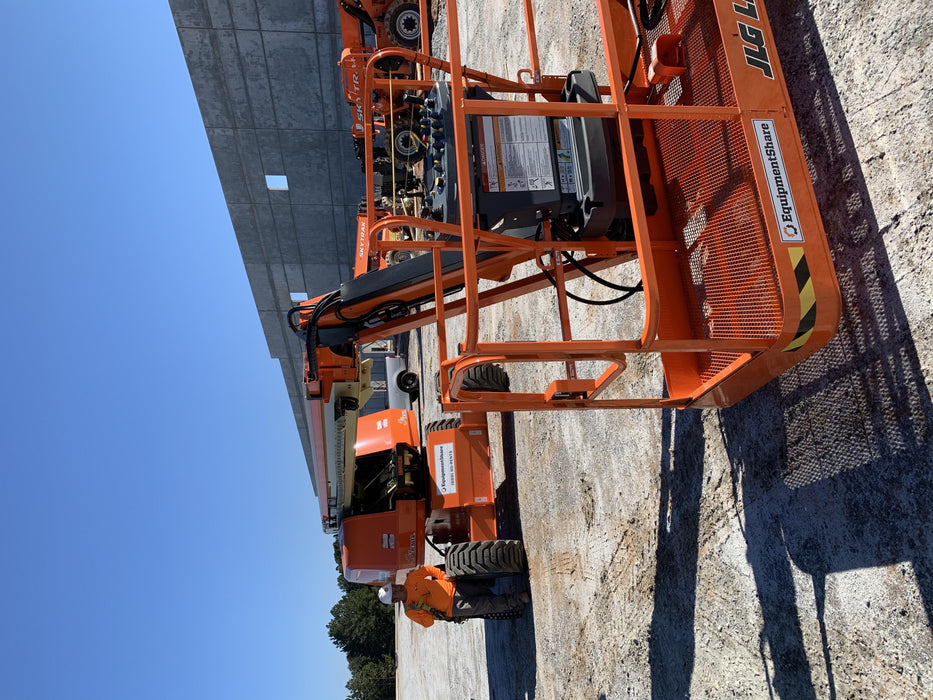 2020 JLG 660SJ