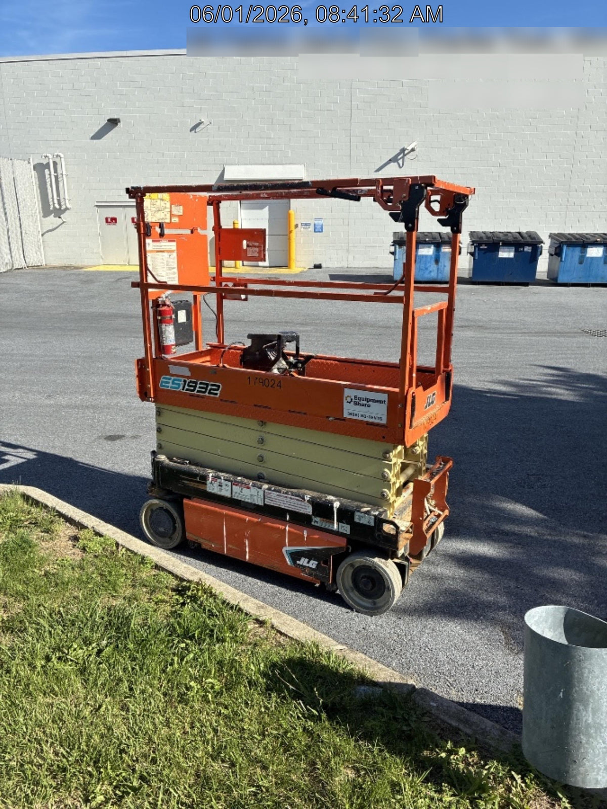 2021 JLG ES1932