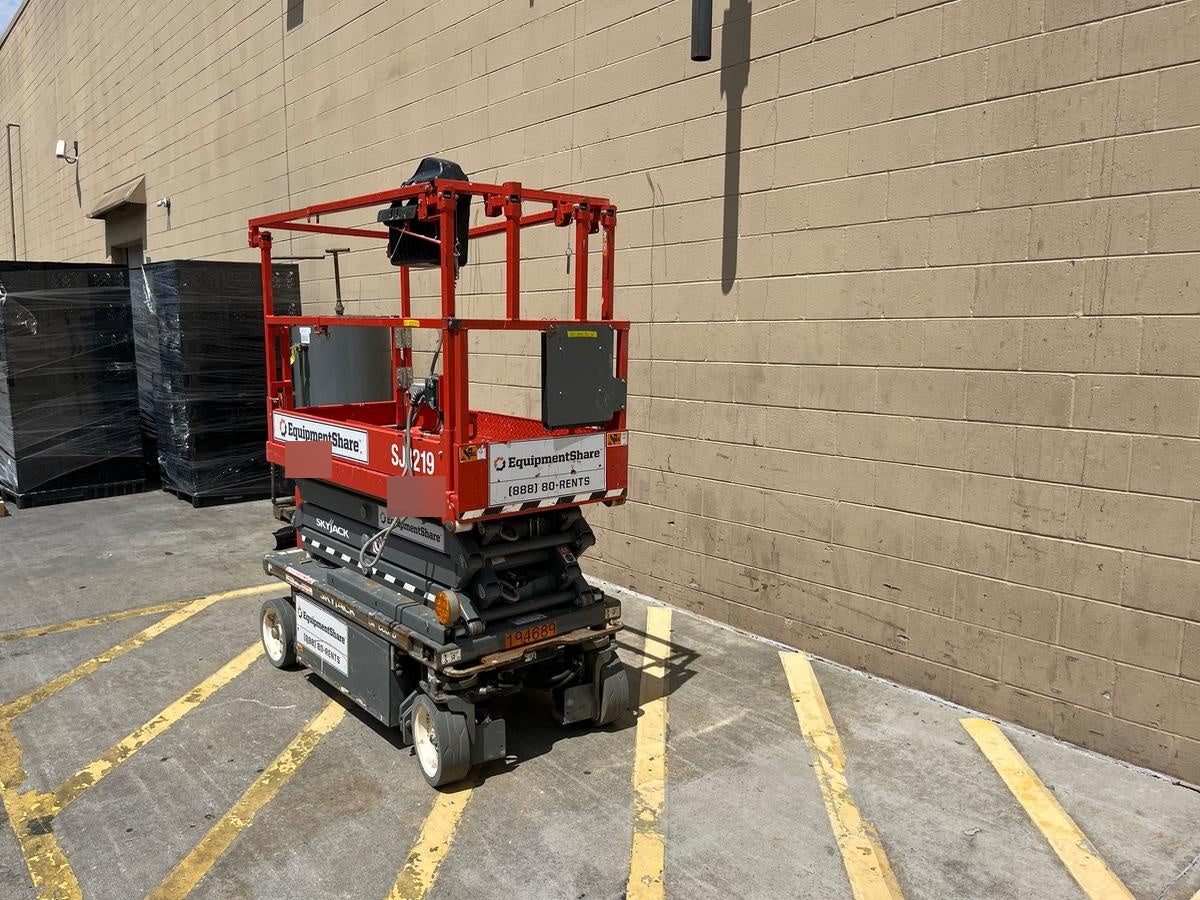 2021 SKYJACK SJ3219