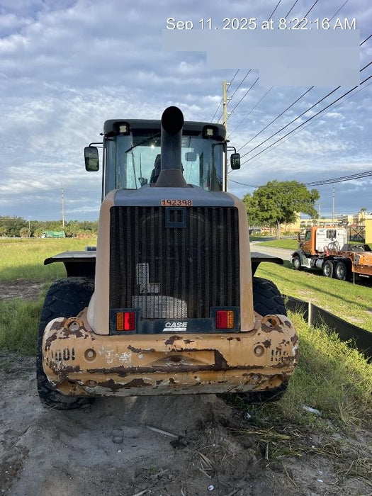 2016 Case 721F CLOSED CAB, JRB 416 STYLE HYD COUPLER