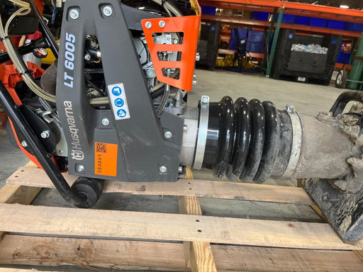 2025 HUSQVARNA LT6005