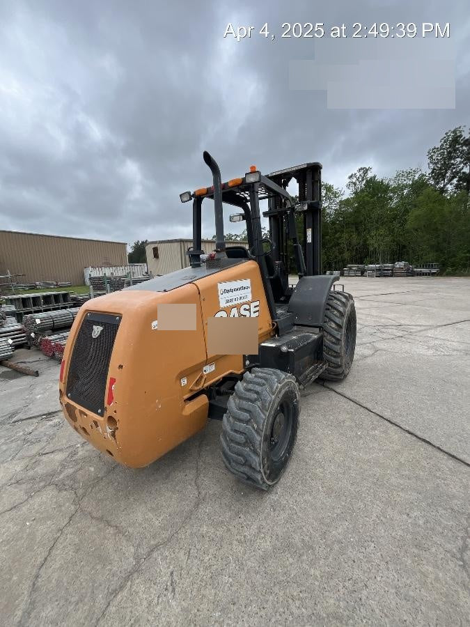2019 CASE 588H