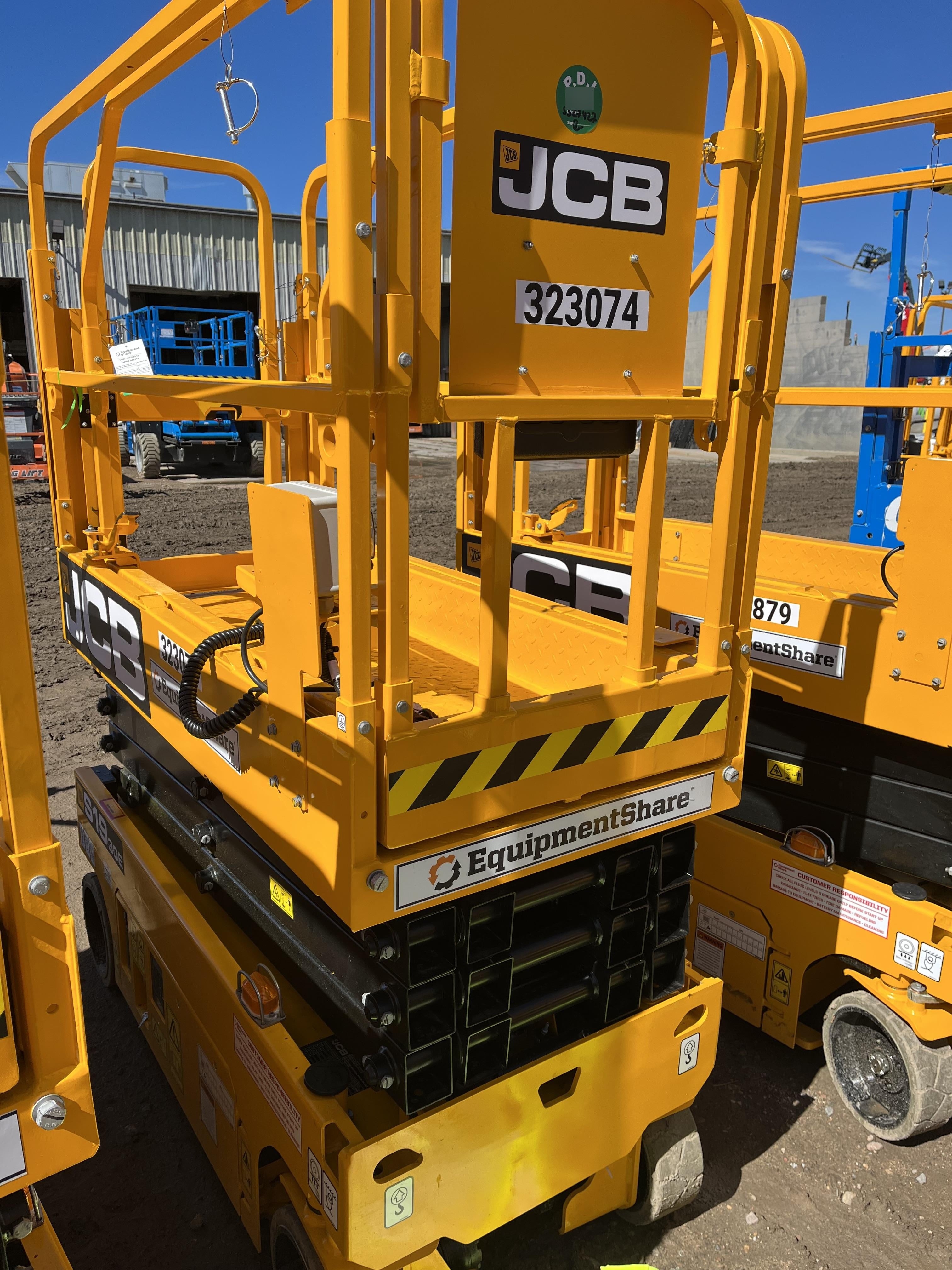 2023 JCB S1930E