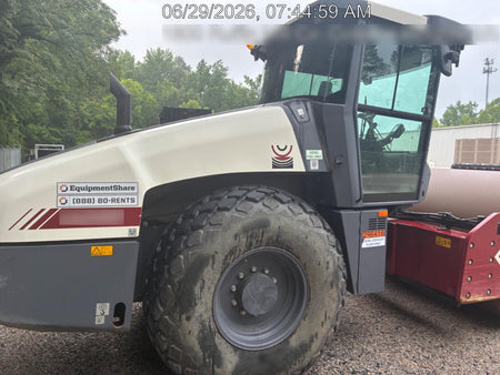 2023 DYNAPAC CA2500D